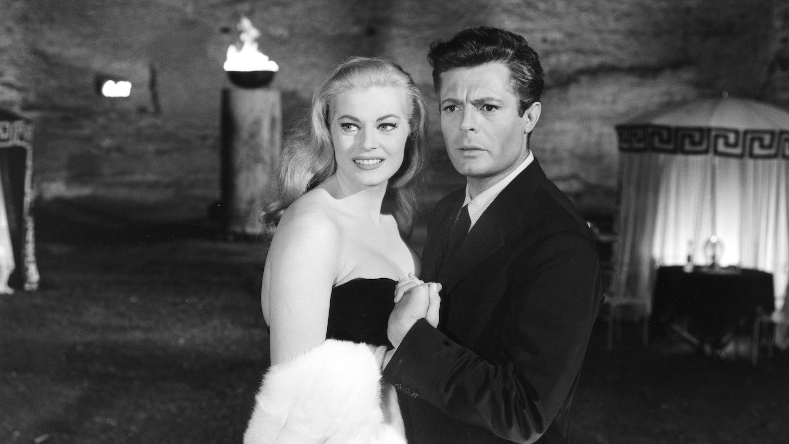 identificatie systeem Belonend La Dolce Vita - Now Playing In Theater at Metrograph